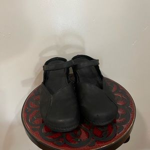 Patagonia Better clog Mary Jane Black Leather size 9 1/2